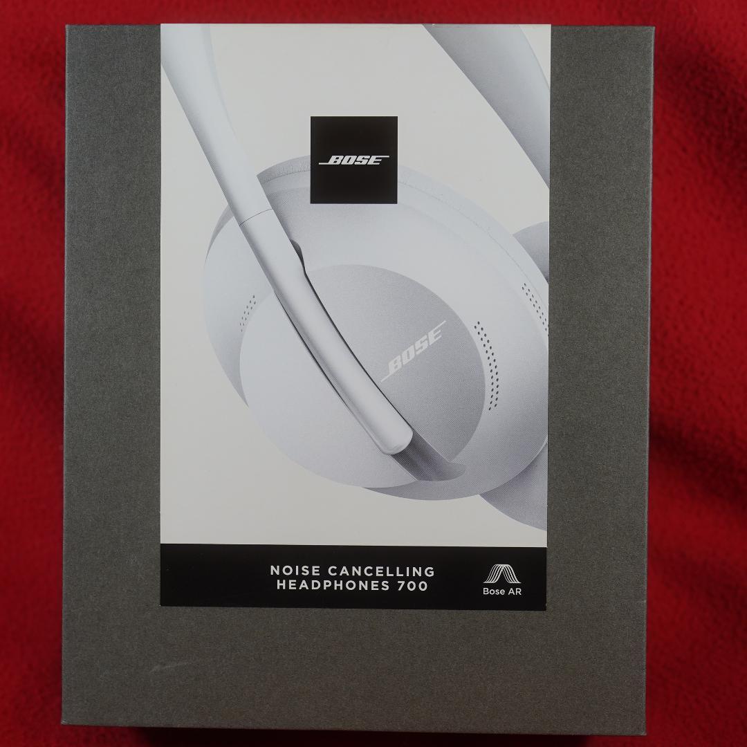 BOSE ノイズキャンセリングヘッドホン 700　ホワイト
