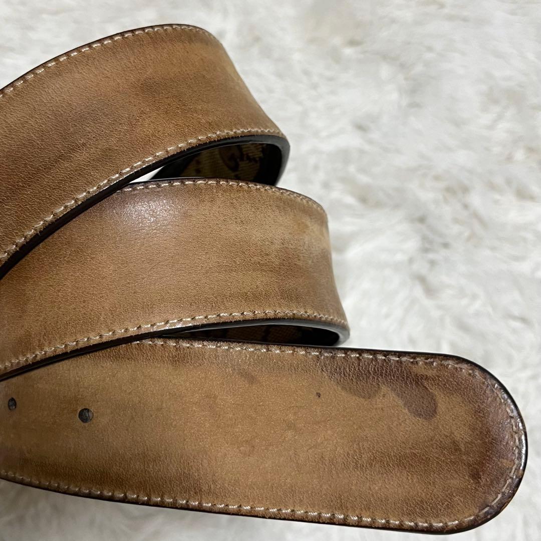 GUCCI グッチ　モノグラム　ベルト　ハートロッキング　キャンバス　GG 金色