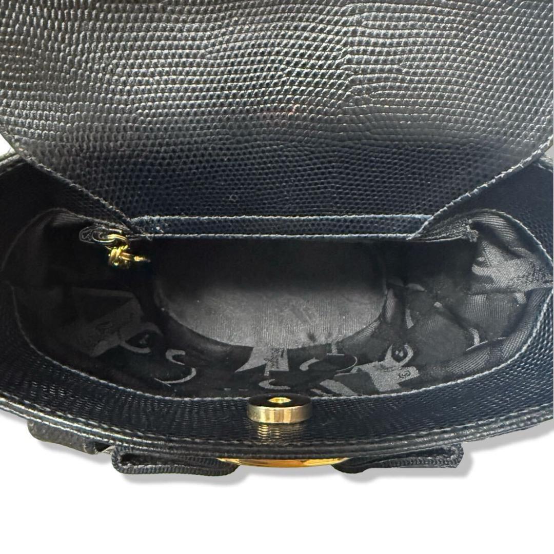 正規品　サルヴァトーレフェラガモ ヴァラ リボン バケット ネイビー　送料無料