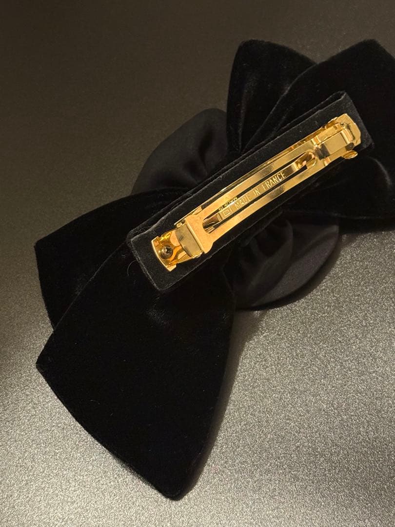 ALEXANDRE DE PARIS 黒ベロアリボンバレッタシルクカメリアアレク