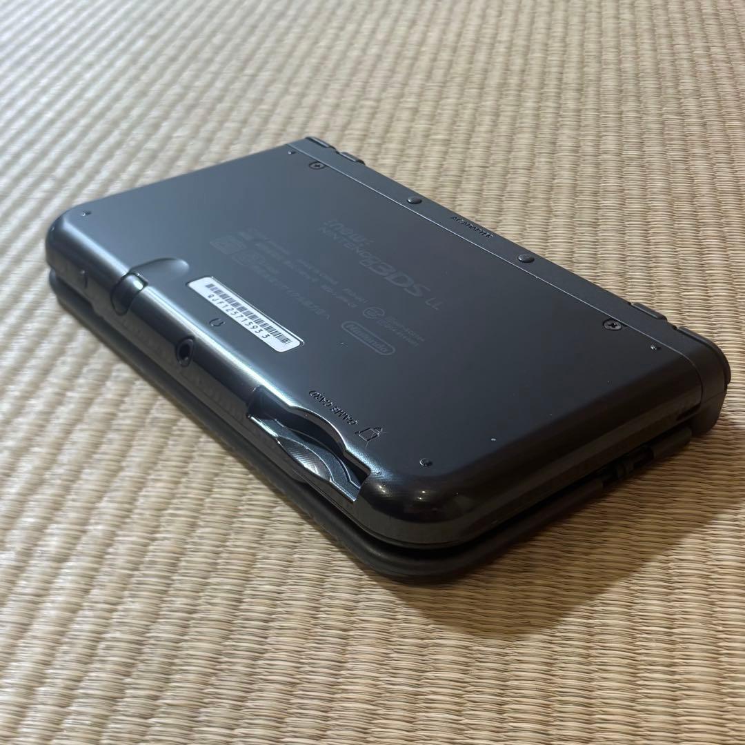 美品 New Nintendo 3DS LL ニンテンドー ブラック 動作良好