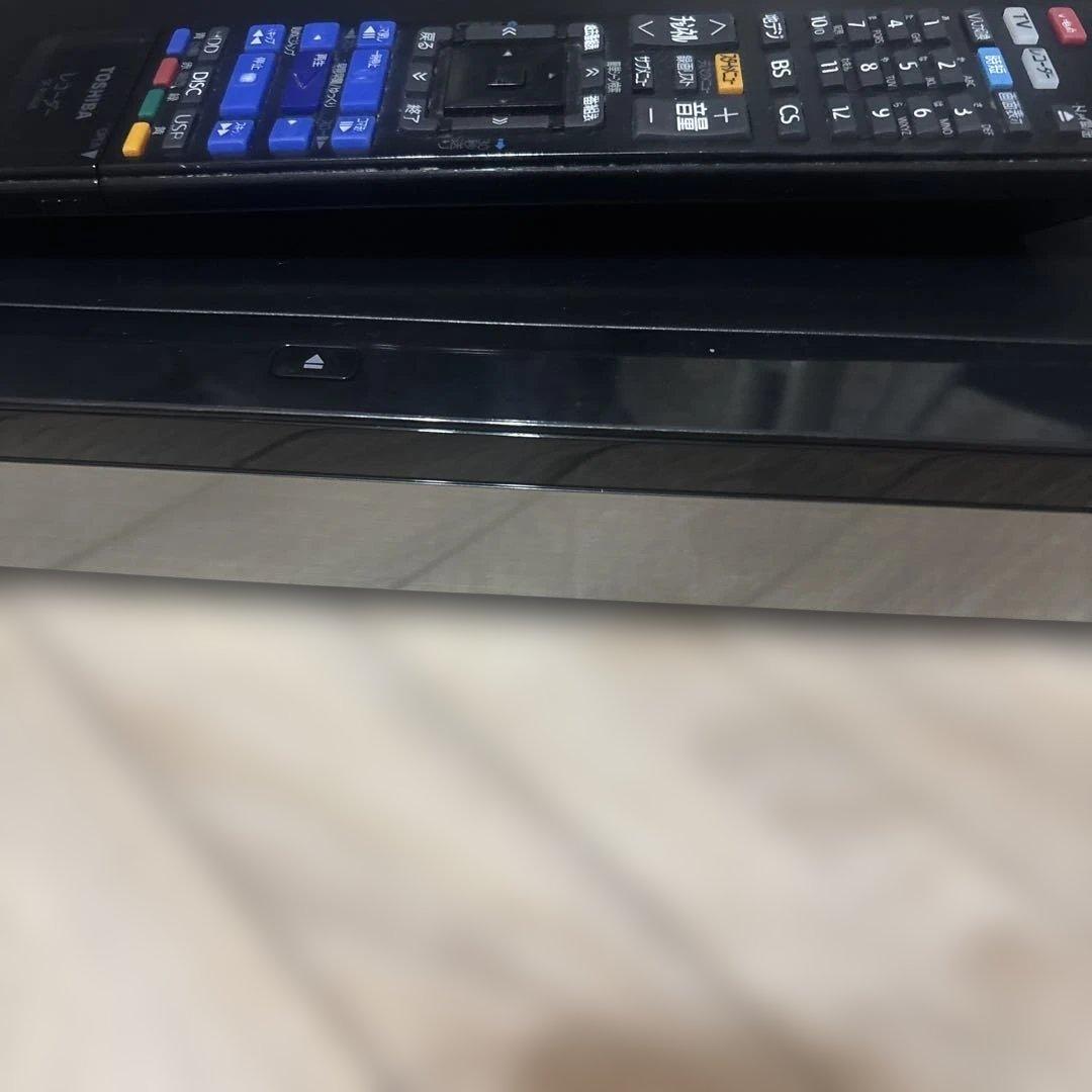 TOSHIBA DBR-M2008 東芝　BDレコーダー