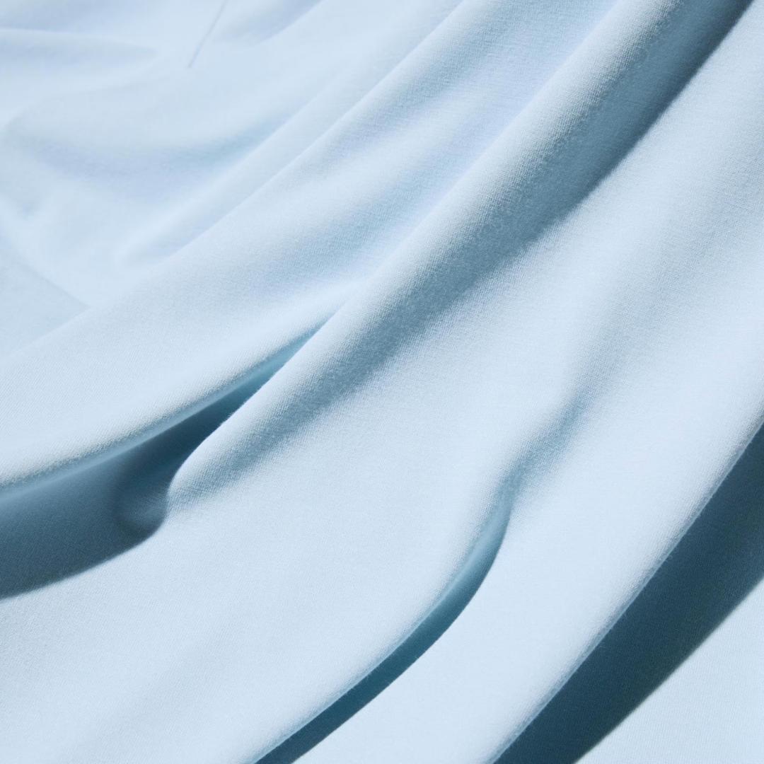 エアリズム　シルクブレンド UVカット クルーネックT 長袖　黒 M　ユニクロ