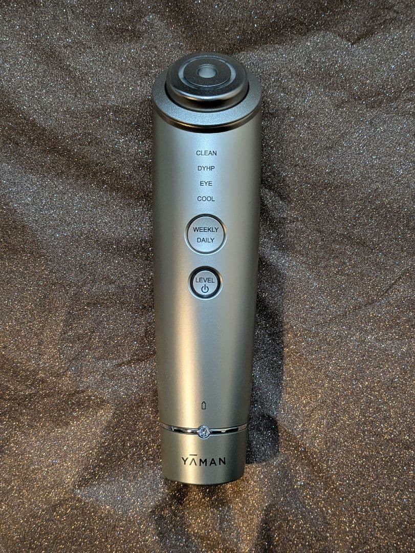 新品未使用　保証つき　YAMAN フォトプラスシャイニーネオ　YJFM18N