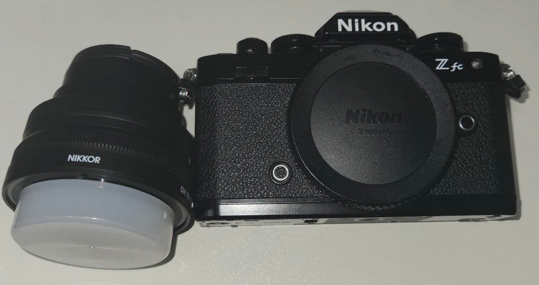 激安⁉️Nikon Zfc 本体とレンズ１６gbメモリ付き、すぐに撮れます