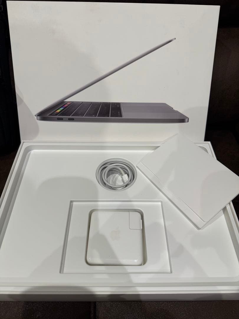 MacBook Pro 13インチ　128GB ほぼ未使用