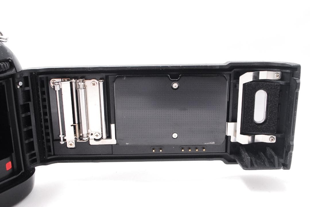 ✨人気のフィルムカメラ✨お買い得✨Nikon F100 ボディ