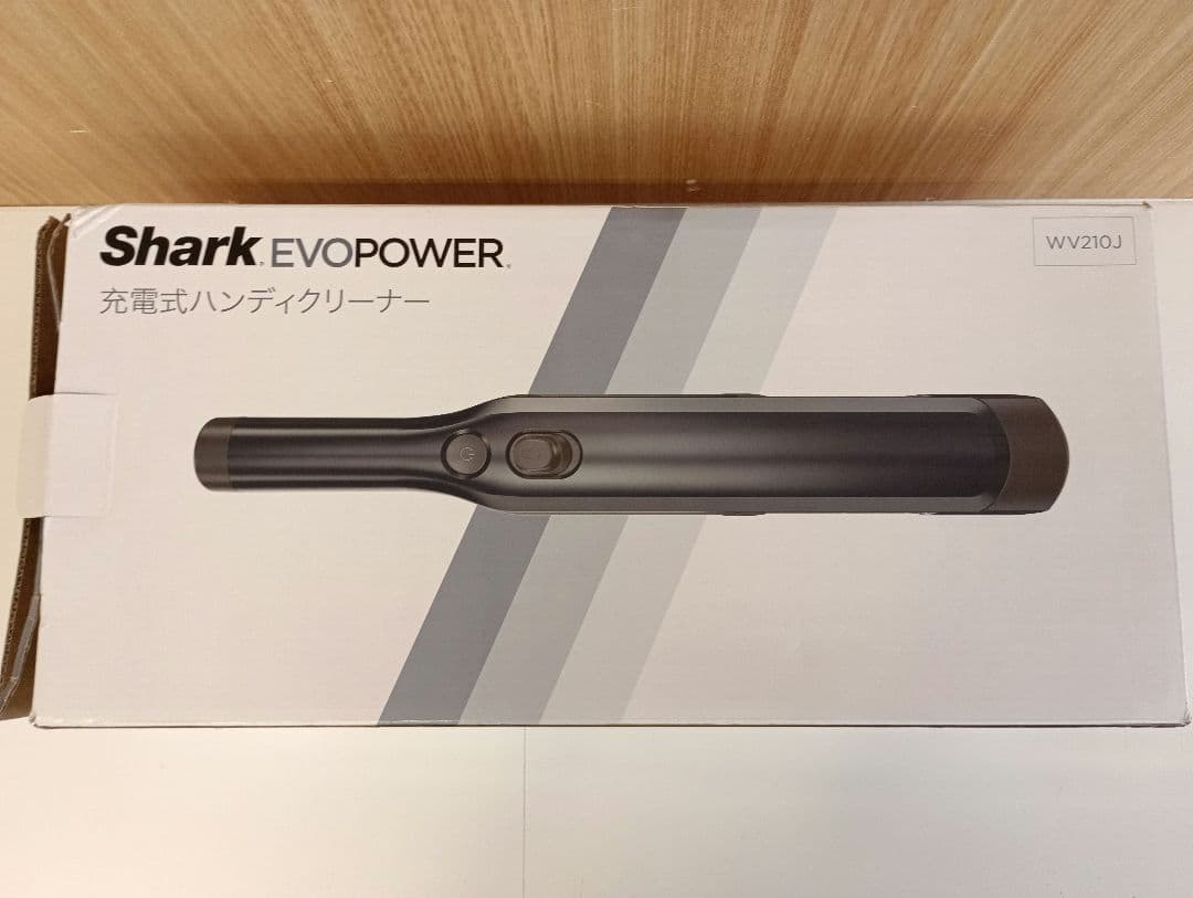 ④SHARK充電式ハンディクリーナー未使用ですが箱ダメージ有り