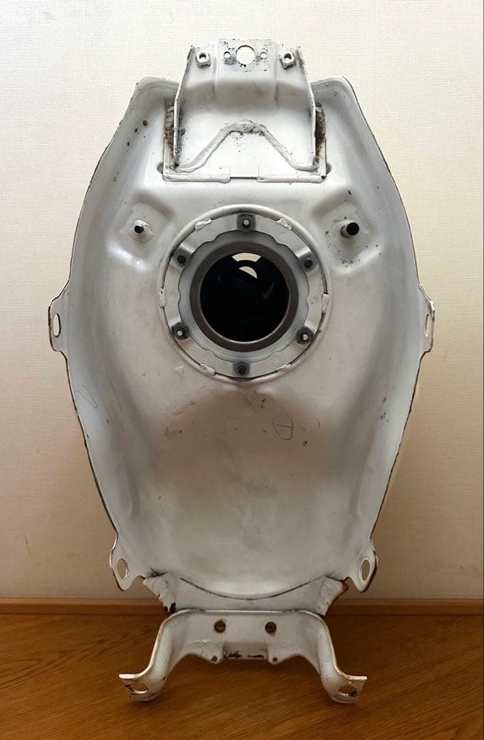 【値下げ】CBR250R MC41 タンク