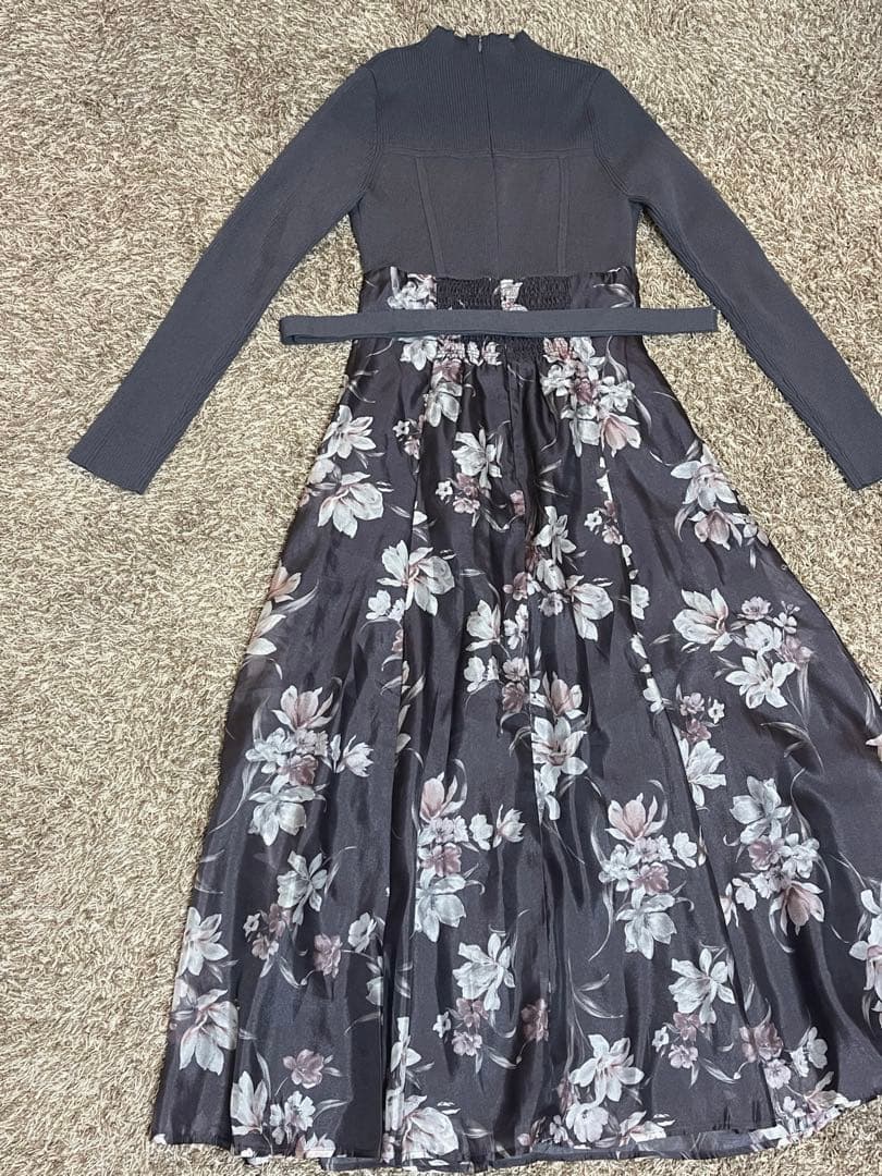 マーキュリーデュオ フラワードッキングロングスリーブワンピース