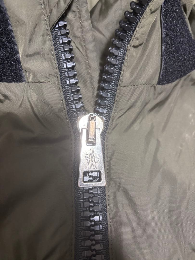 モンクレール　フード付きジャンバー　140