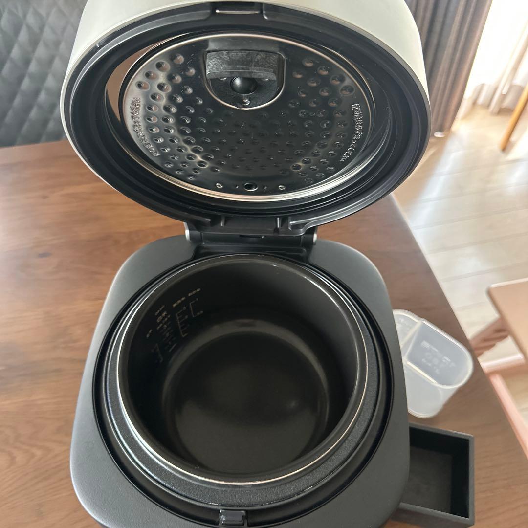 【美品】BALMUDA K08A-BK バルミューダ 炊飯器