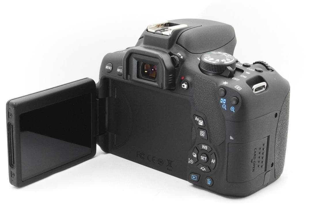 美品 Canon EOS kiss x8i ダブルレンズセット　初期不良保証付き