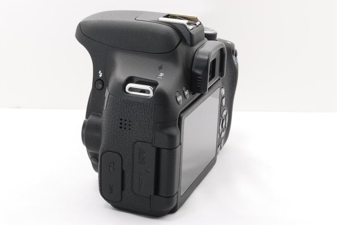 美品 Canon EOS kiss x8i ダブルレンズセット　初期不良保証付き