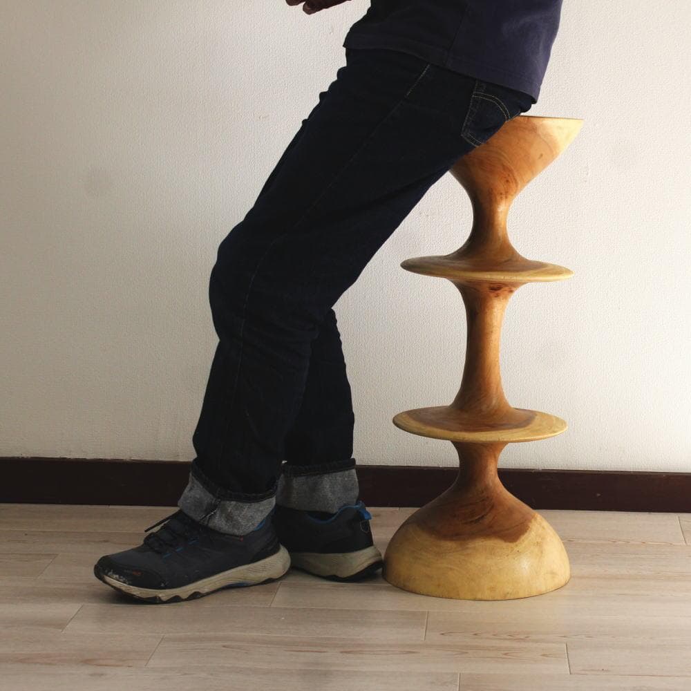 アウトレット モンキーポッド 無垢 １本彫り 花台 スツール オブジェ ねじれ