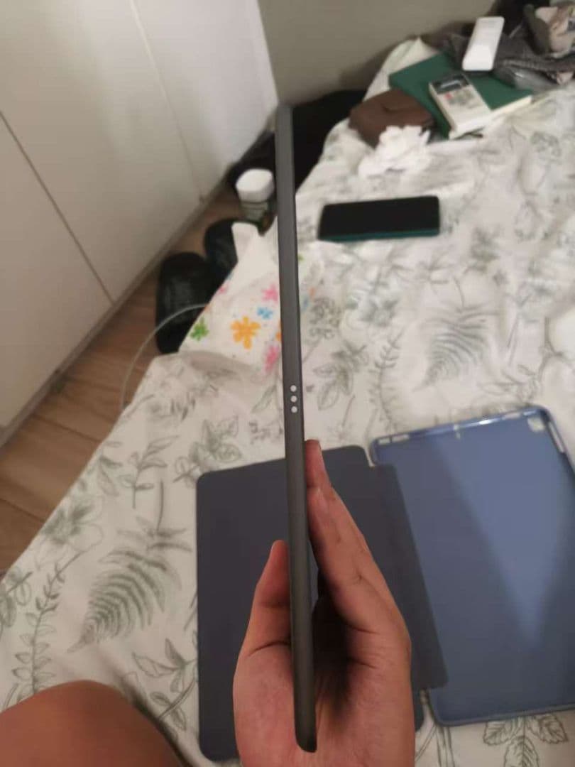 Apple iPad 第九世代 本体