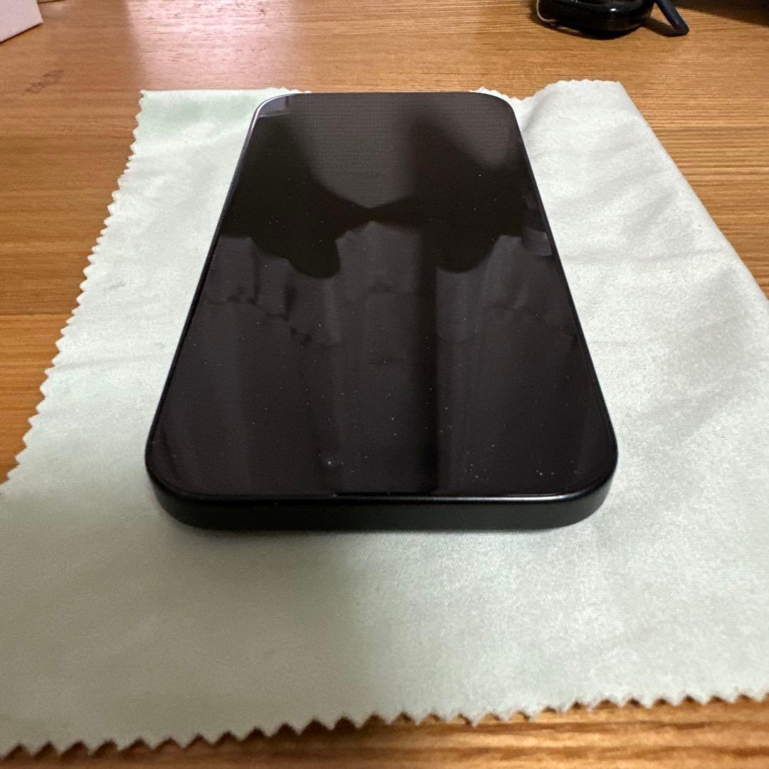 iPhone 15 ブラック 128GB SIMフリー