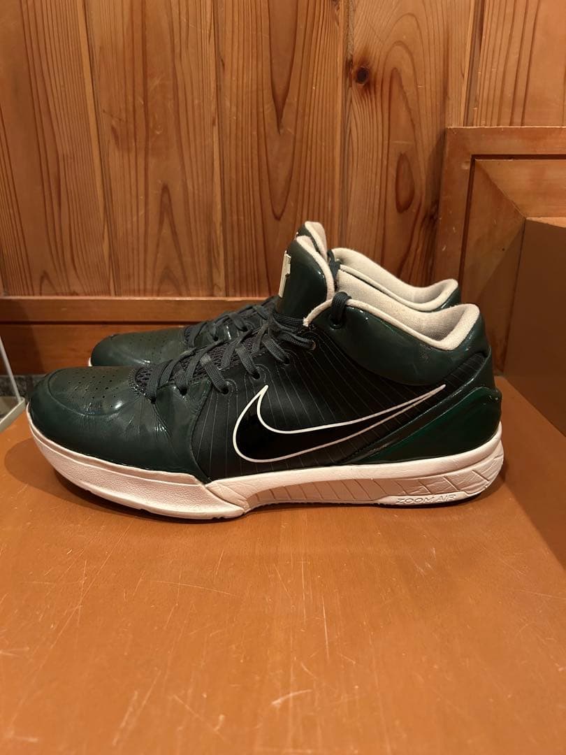 Nike kobe4 Undefeated コービー 4 バッシュ