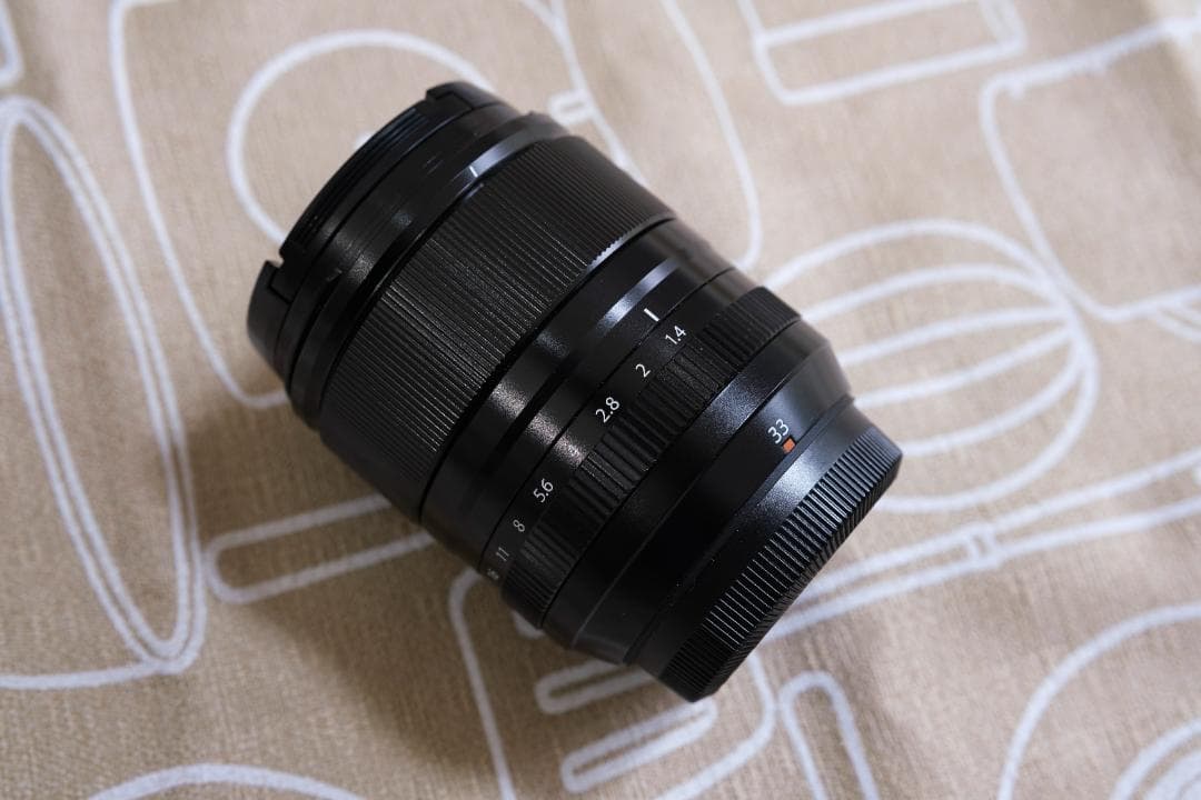 【新品同様】 富士フイルム XF33mmF1.4 R LM WR