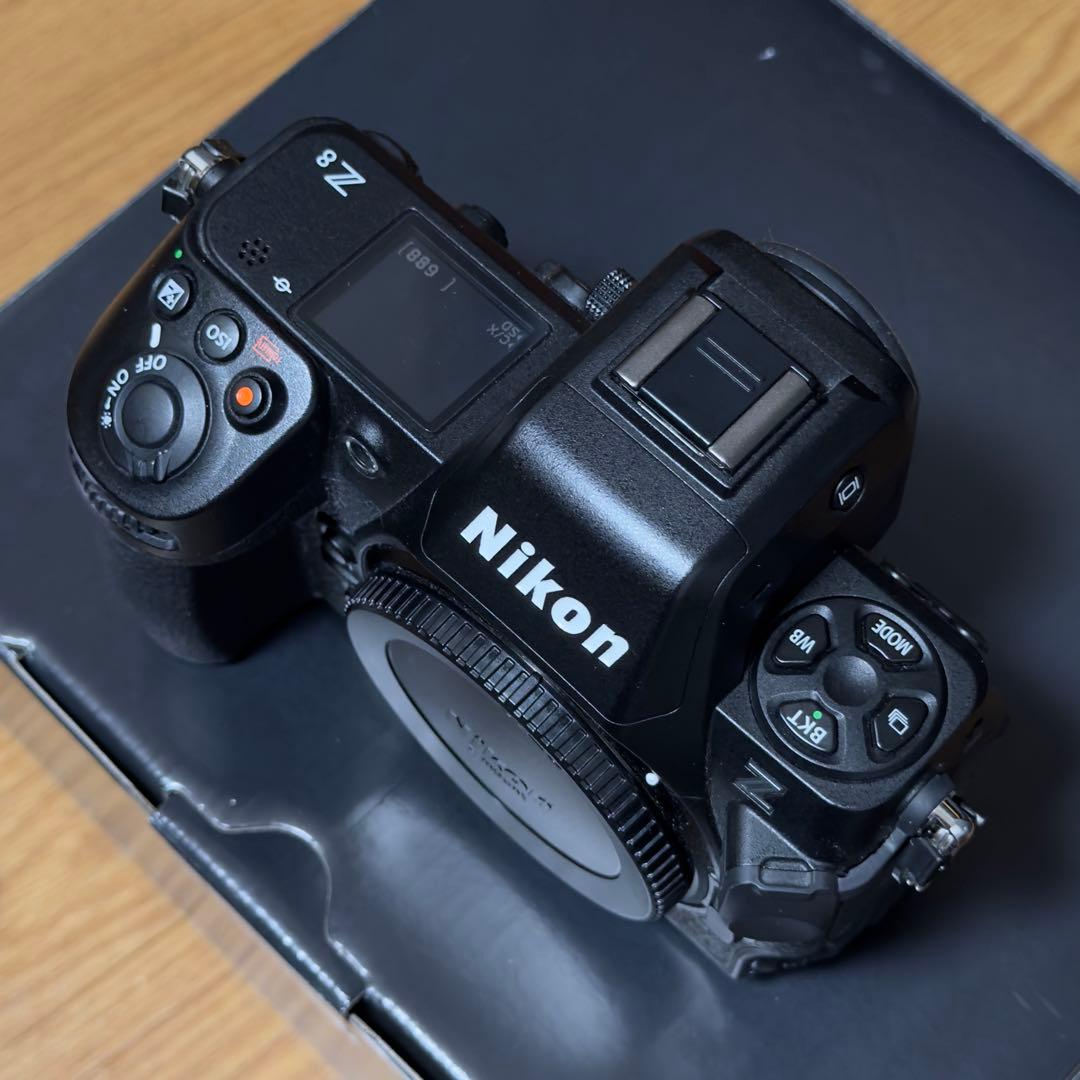 【美品】Nikon Z8（保護ガラス取り付け済み）