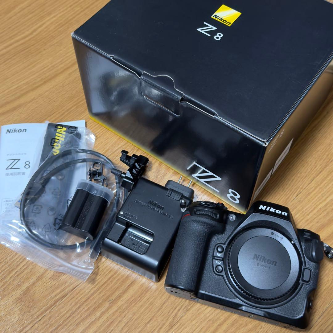 【美品】Nikon Z8（保護ガラス取り付け済み）