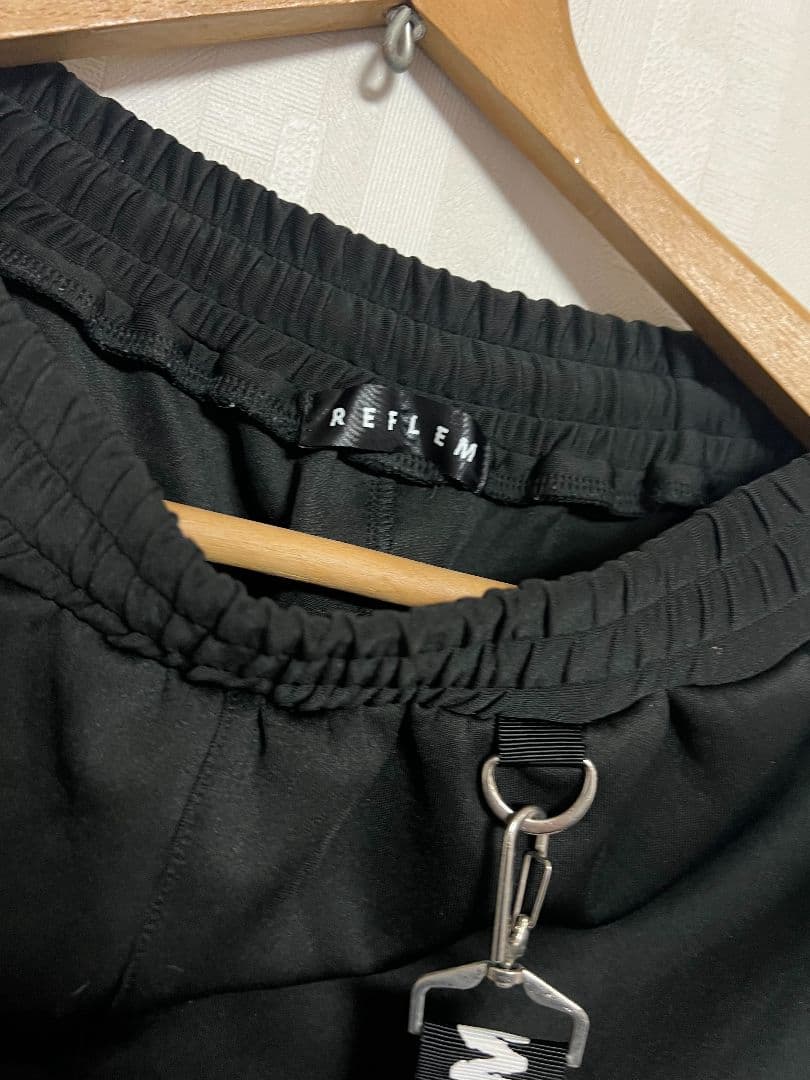 REFLEMハーネスロゴベルトカードパンツ