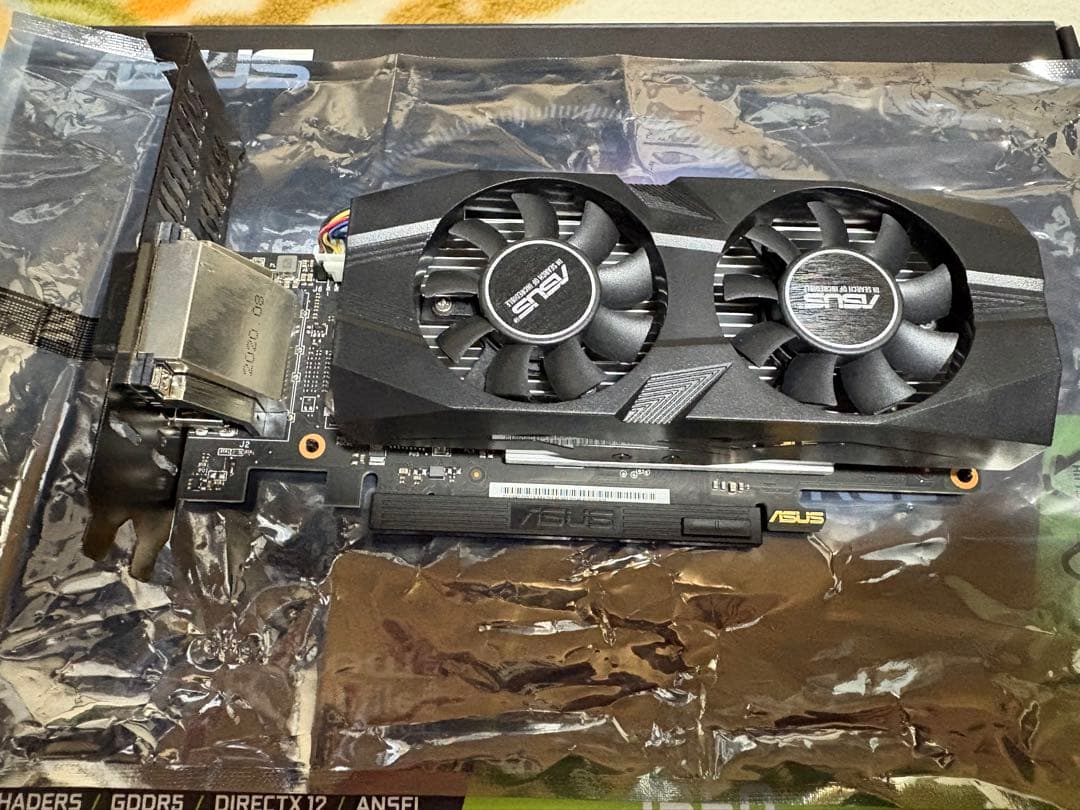 ASUS製 GeForce GTX1650 LP 4GB ロープロファイル対応