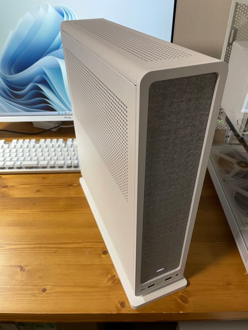 Windowsデスクトップ ryzen7 7800x3d & radeon rx7900xtx 64GB