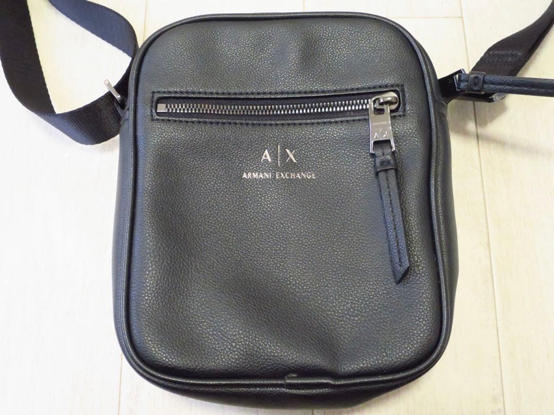 ARMANI EXCHANGE アルマーニエクスチェンジ ショルダーバッグ 美品