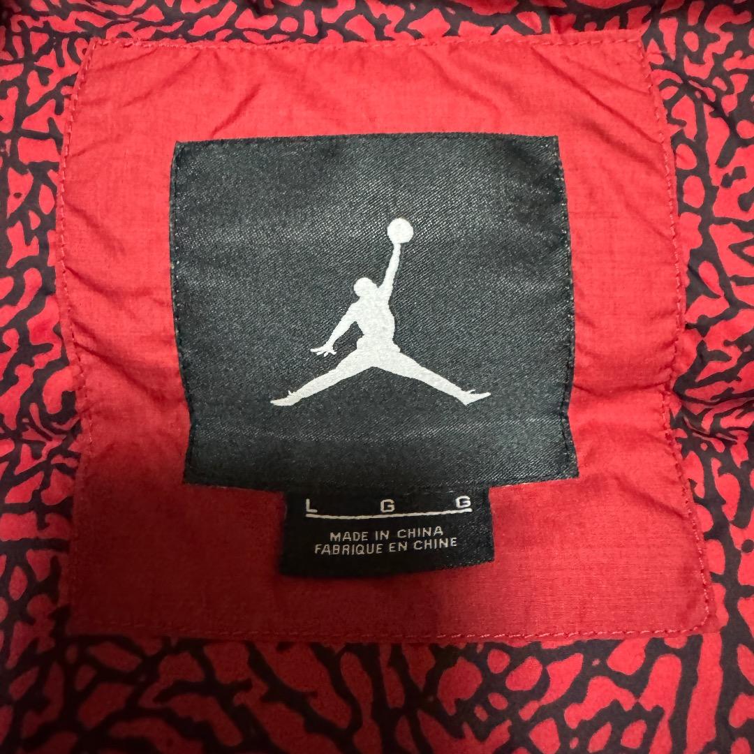 NIKE Air Jordan ダウンベスト Lサイズ