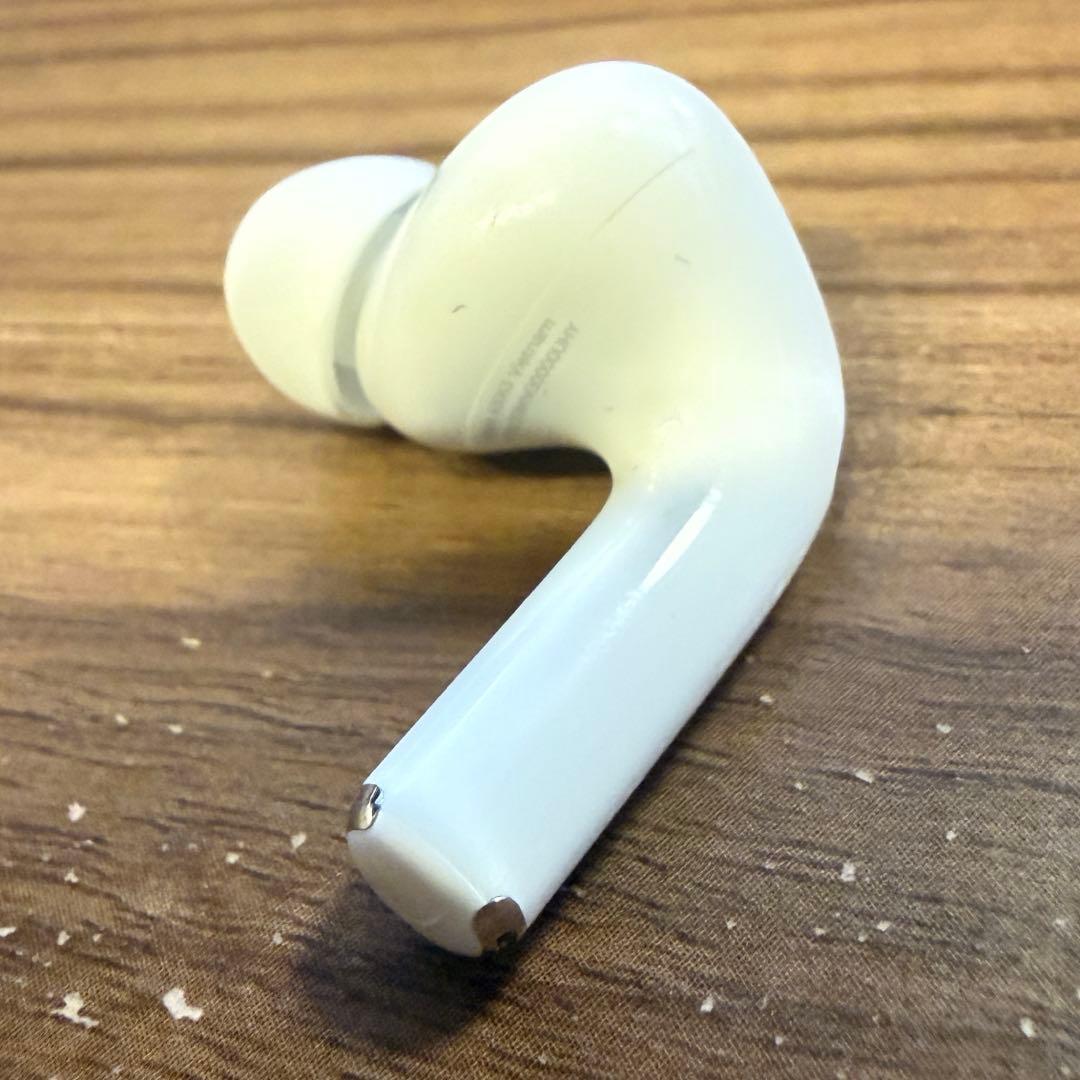 AirPods本体 イヤホンRのみ ノイズキャンセリング