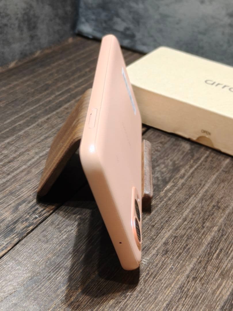 美品 arrows We2 FCG02 SIMフリー スマホ