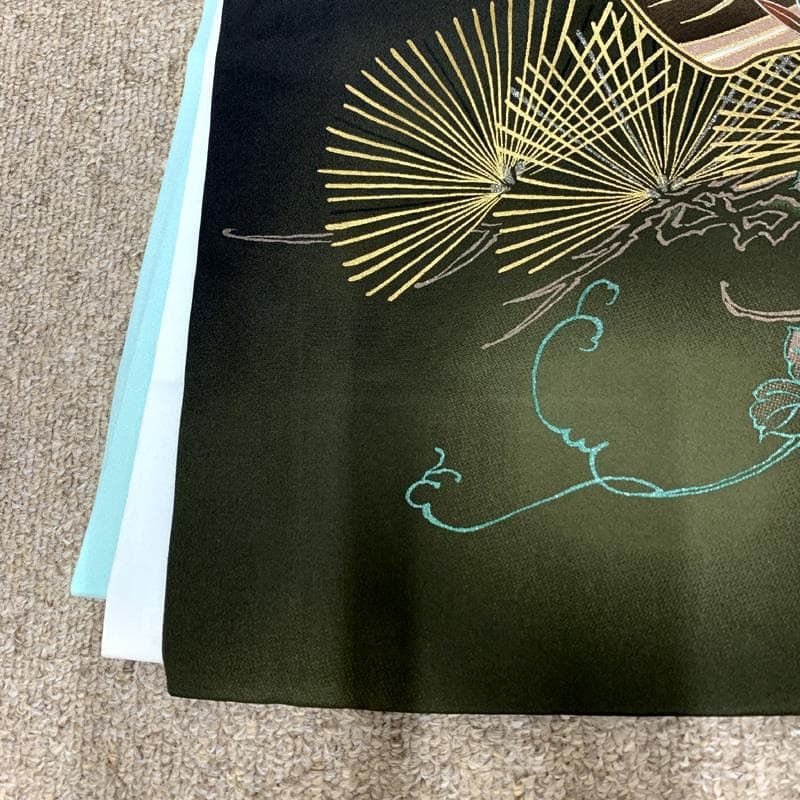 502ay53□お宮参り 男児 祝い着 着物 長襦袢付 金彩 龍に兜 松 黒□