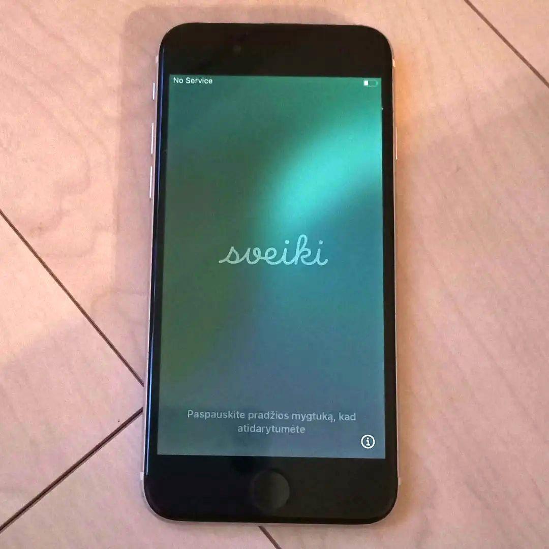 Apple iPhone 第三世代 SE 付属品(イヤホン コード)