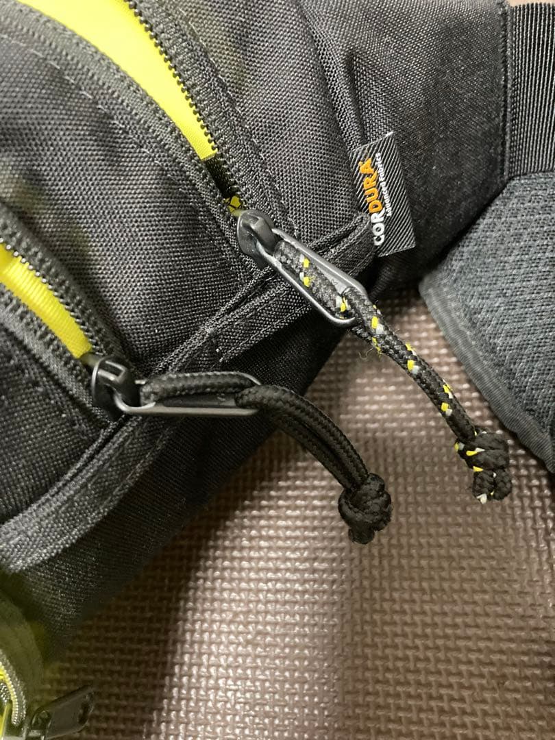 Hugoo ハグー ヒップシート ブラック