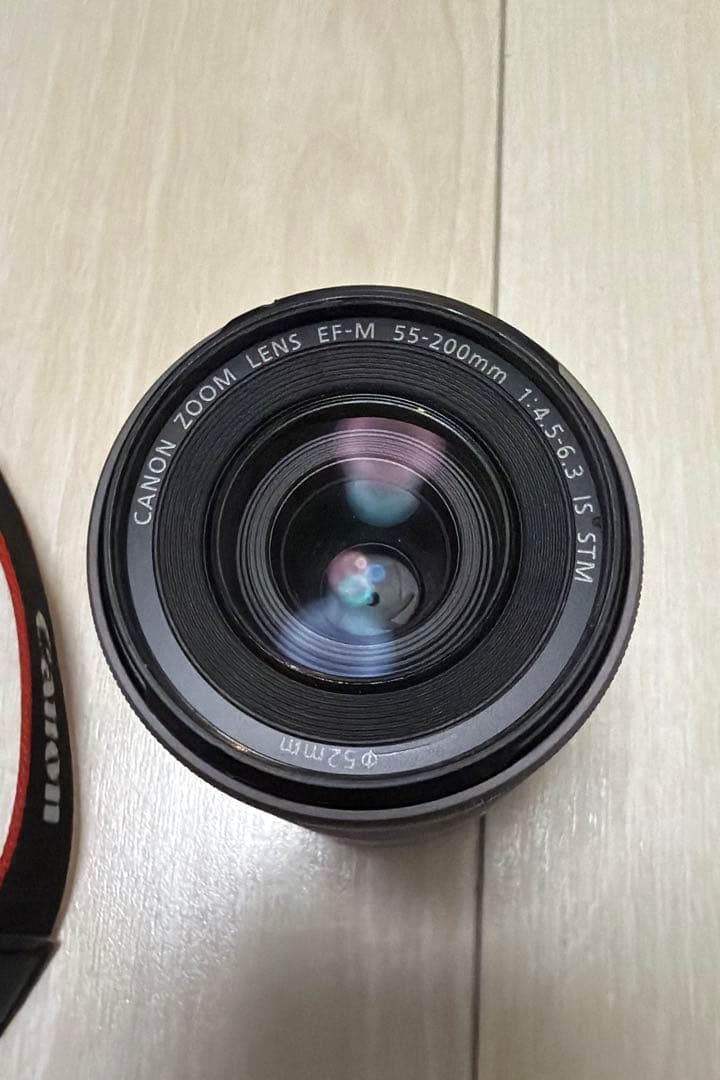 【純正レンズ3本セット】Canon EOS KissM ミラーレス一眼　ホワイト