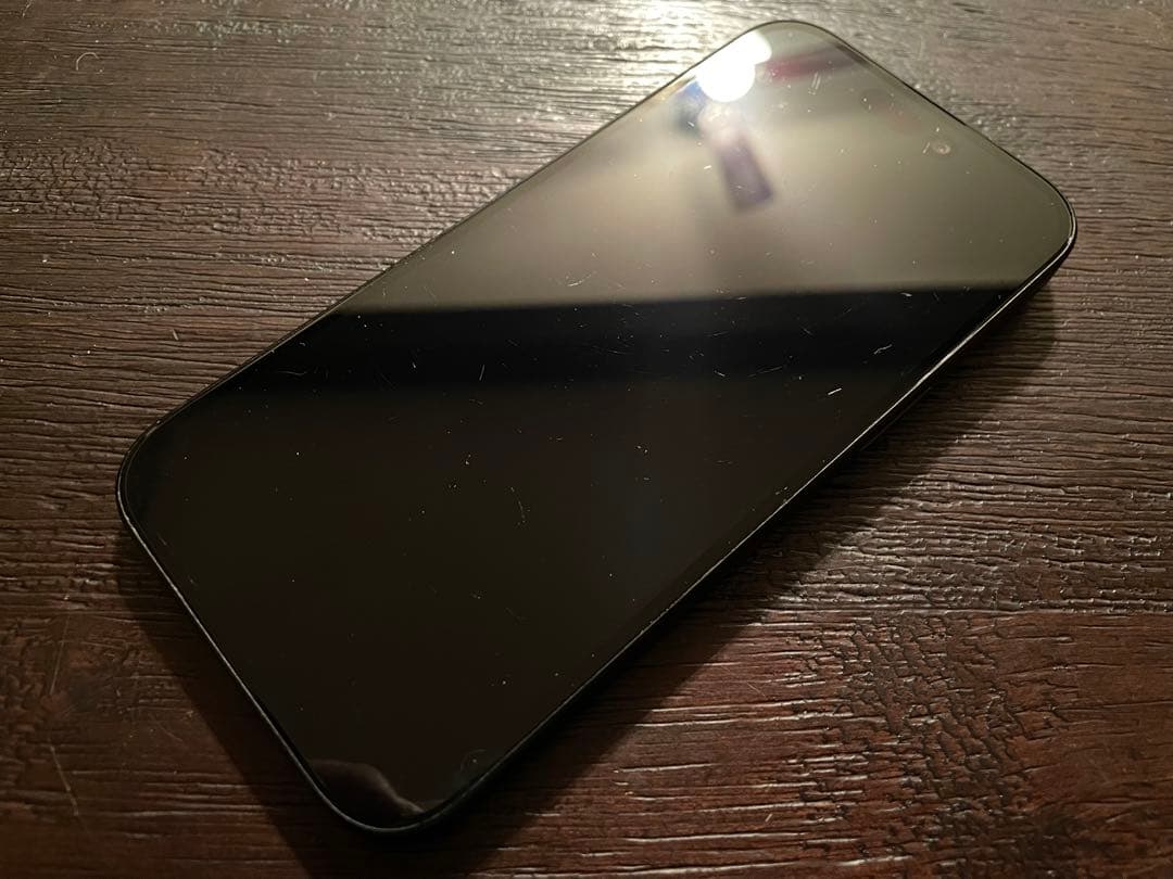 iPhone15 128GB ブラック SIMフリー レンズ割れ 箱付き 初期化