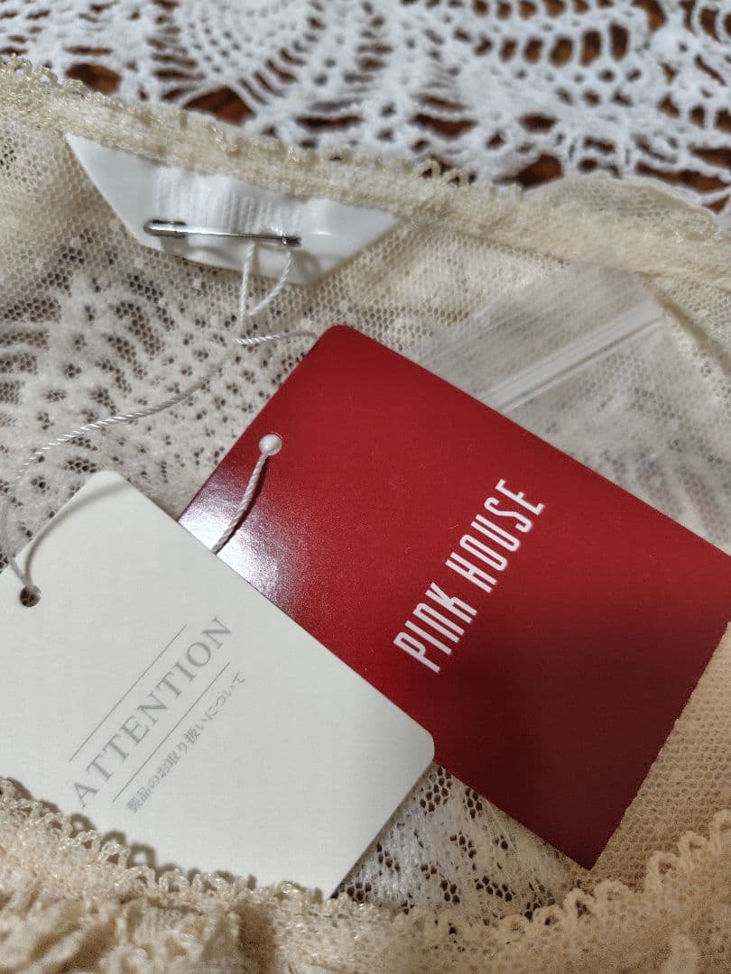 新品　ピンクハウス　ドットチュールブラウス　一部ローズ柄