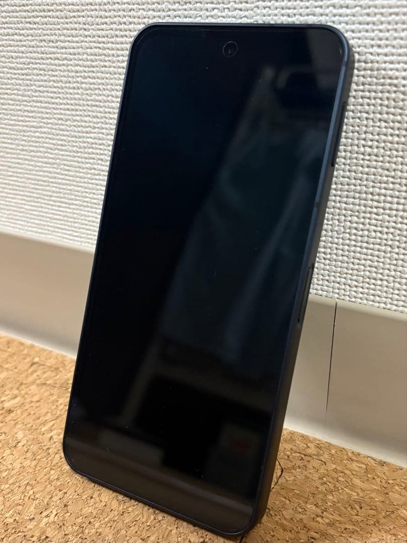 【最終値下げ】海外版 SIMフリー AQUOS sense9 本体 おまけ付き