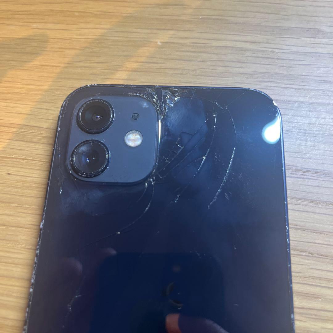 Apple iPhone 12 ブラック 本体　128GB