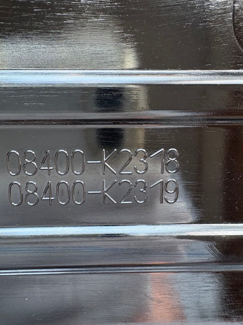 ダイハツ　タフト　LA900S/LA910S　リアガーニッシュ　純正用品