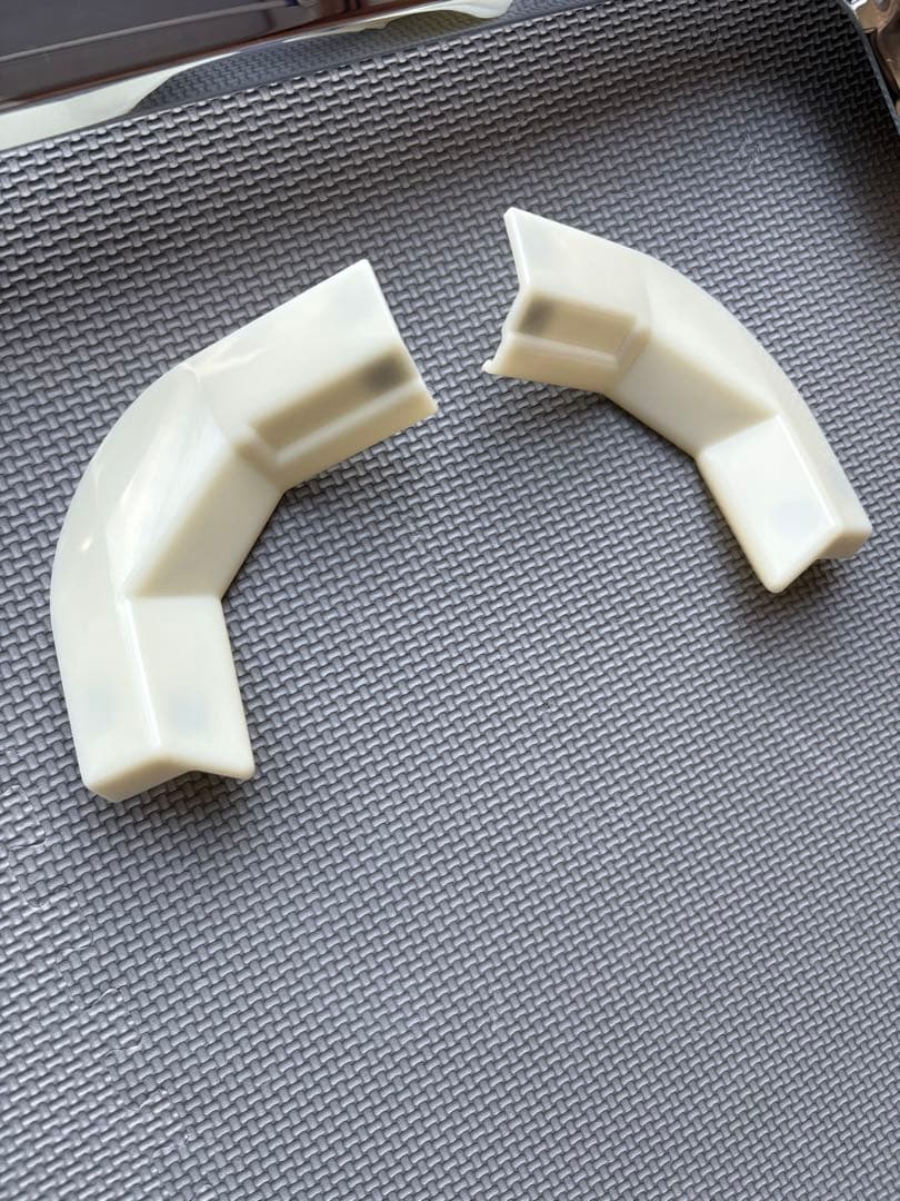 ダイハツ　タフト　LA900S/LA910S　リアガーニッシュ　純正用品