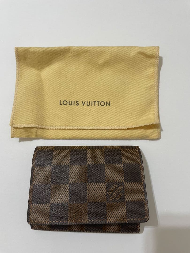 ルイヴィトン ダミエ 名刺入れ 三越福岡店で購入しました