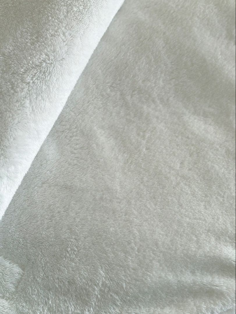 kfth 様　NERUS ふわとろ毛布　ダブルホワイト