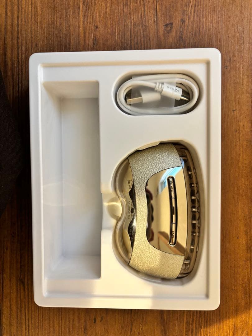 ヤーマン リフトロジー LED EMS リフトケア 美顔器 ゴールド