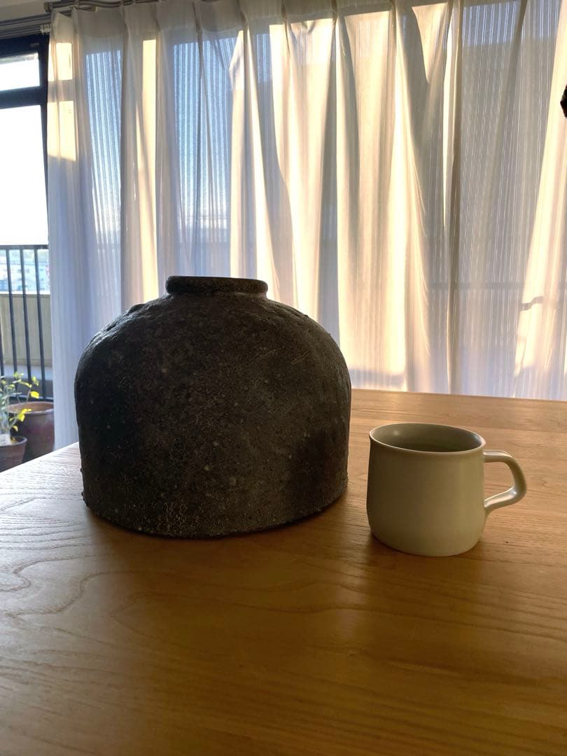 壺田亜矢作　陶器 花瓶