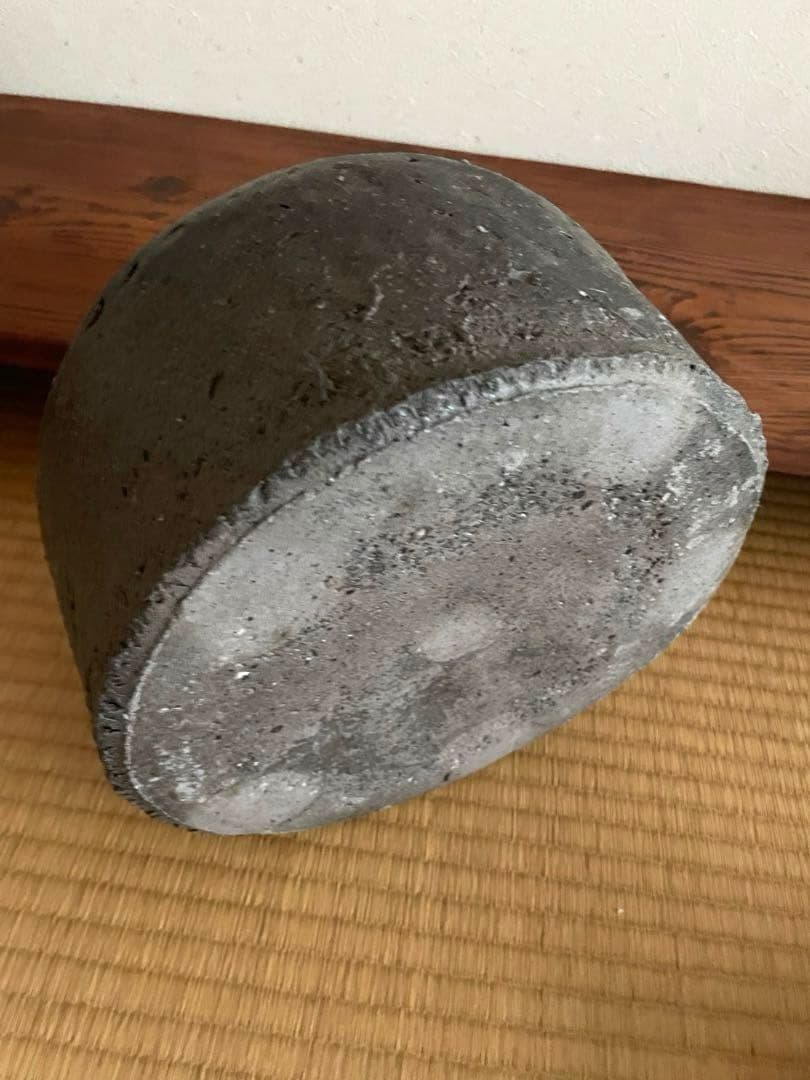 壺田亜矢作　陶器 花瓶