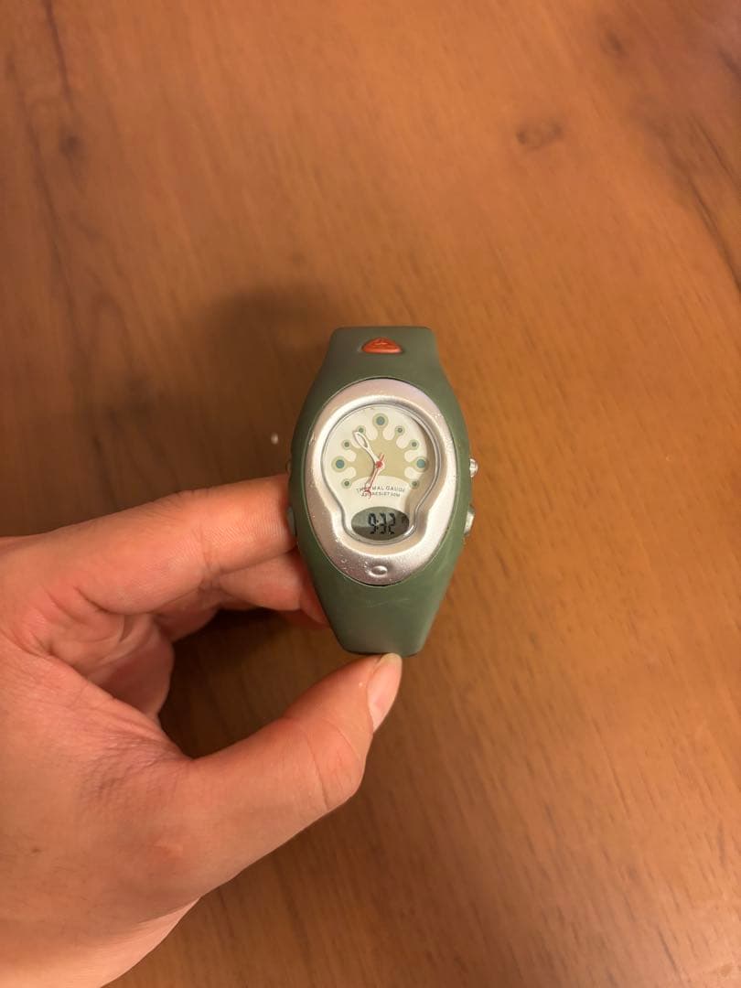 オリーブグリーン NIKE ACG AMBIENT FROZEN WATTCH