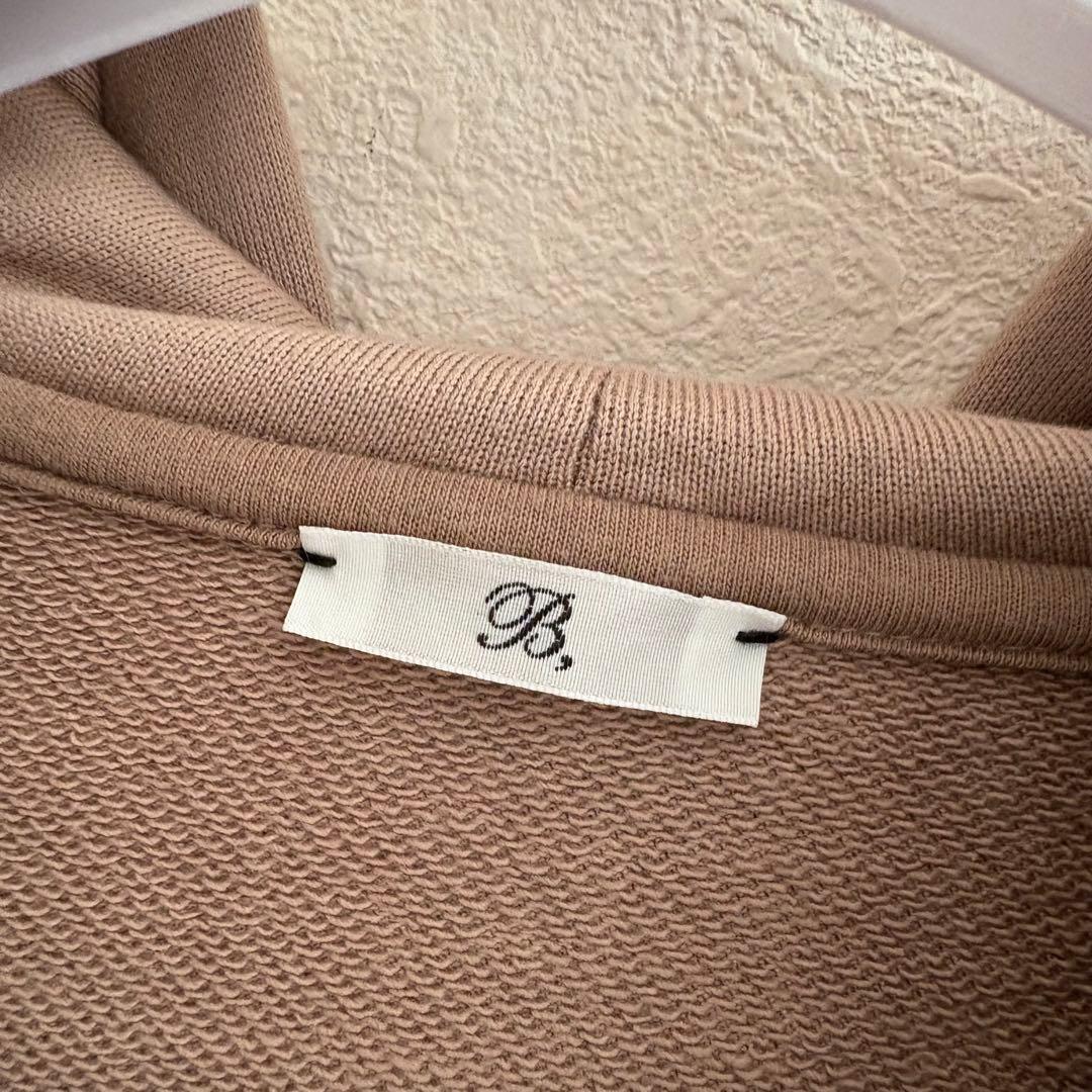 試着のみ　　BEIGE. ベイジ　　アウター　パーカー