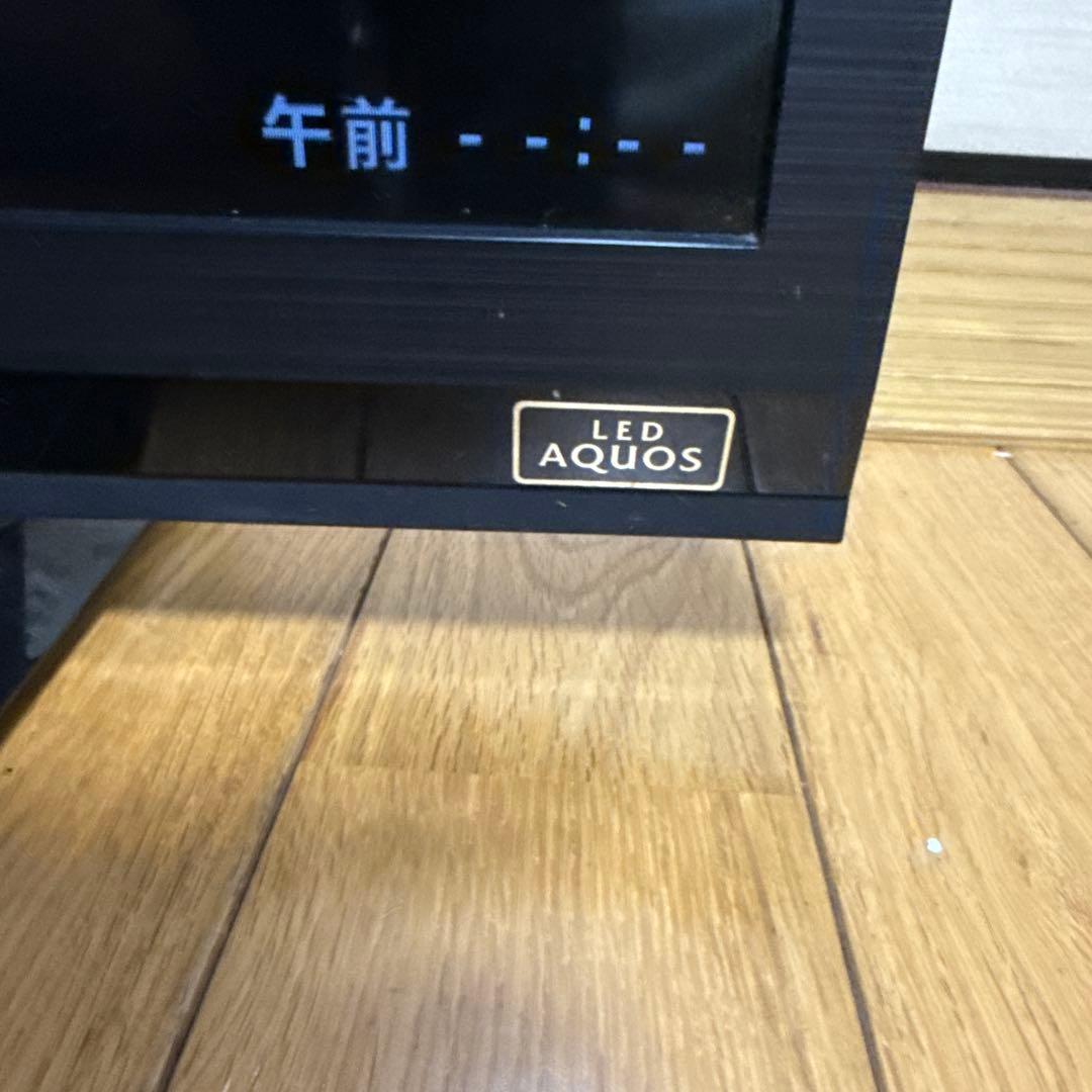 SHARP AQUOS 液晶テレビ 本体とリモコン付き　動作確認済み